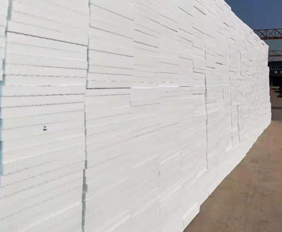 赤峰擠塑板在冷地區(qū)的保溫效果如何？深入了解赤峰擠塑板的保溫性能！